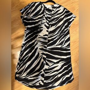 H&M dress! Never worn bought it in Germany. Size: Small Color: Black and White.